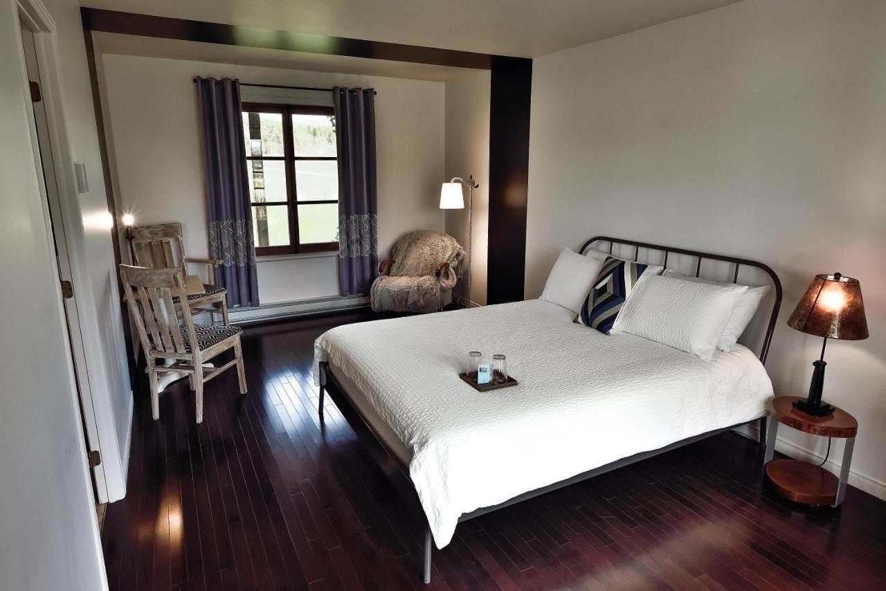 Auberge Le 112 Saint-André Екстериор снимка